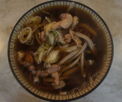 手打田舎そば本店さんのかしわそば