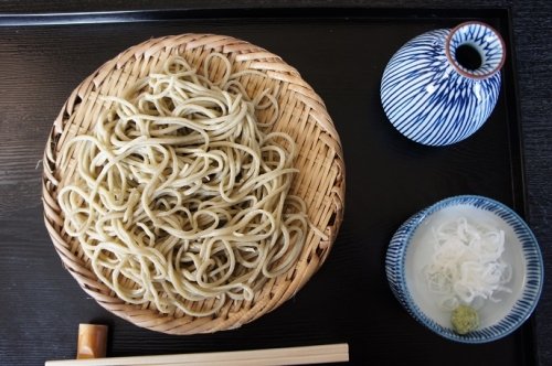 生粉打ちそば伊織さんのせいろそば（池田町）