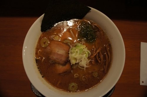 夜限定メニュー…麺倉庫じだい屋さんの海