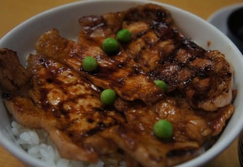 元祖・豚丼のぱんちょうさんの豚丼（松）