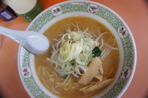 変わらぬ味、桃太郎さんの味噌ラーメン