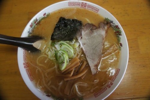 新・秘境店、三平ラーメン　めむろ坂の上店