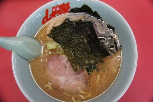 年中無休・24時間営業!山岡家帯広店さんの醤油ラーメン