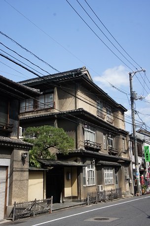 山陰・山陽の旅(補足編その5・尾道の老舗旅館と、鞆の浦の喫茶店)