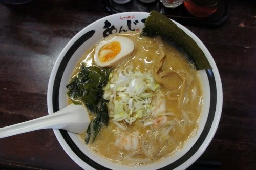 エビの旨味濃厚!あんじさんの極旨味噌えびらーめん