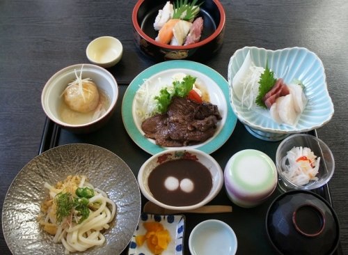 もみじ乃さんの向日葵定食