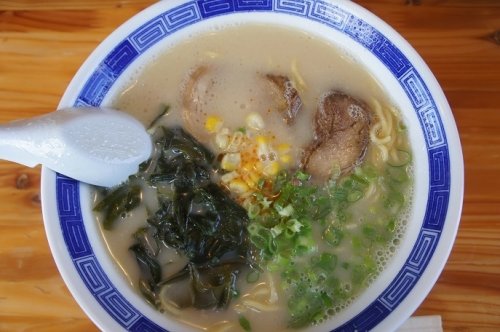 八角形の建物…美蔓亭さんのラーメン