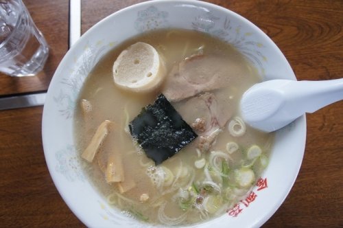 音更町・焼肉　金剛苑さんの塩ラーメン