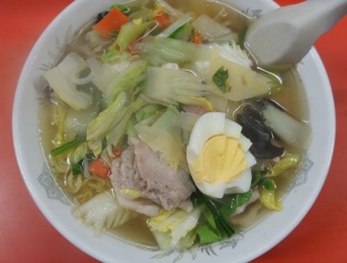 ボリュームたっぷり！錦華亭さんの五目麺