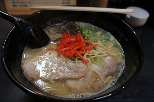 新規オープン!TAZATONさんの豚骨ラーメン