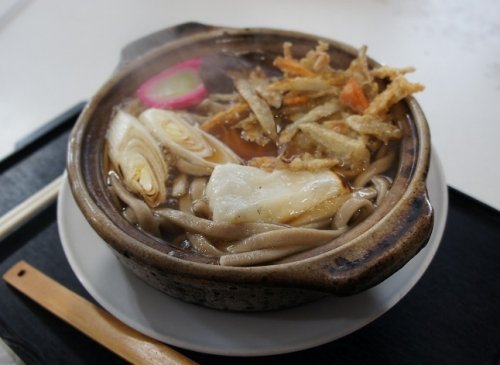 新得町・暖笑さんの鍋焼きそば