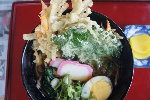 中札内・そば処四季さんの四季天ぷらそば