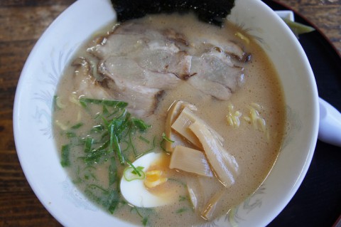 足寄町・オンネトー茶屋さんのオンネトーラーメン