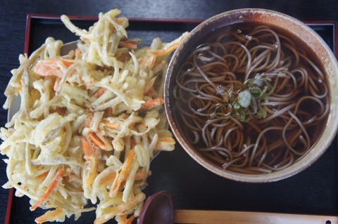 幕別町・食膳場 森脇さんのごぼう天そば　