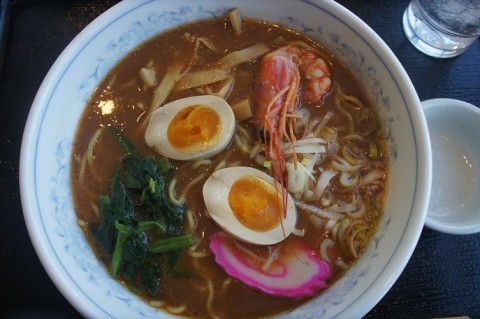 食べ比べ～レストランひまわりプラザ店さんのエビ味噌ラーメン