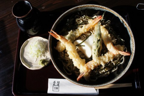 芽室町・石臼そば三国さんの海老天おろし