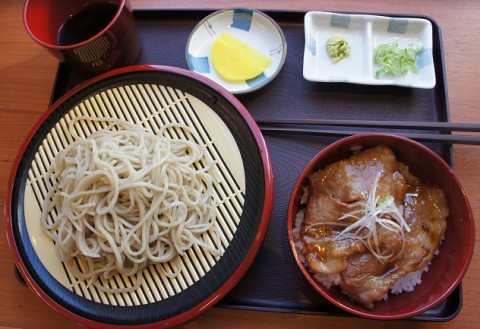 新店オープン!音更町(十勝川温泉)とん風さんの豚丼&そばセット
