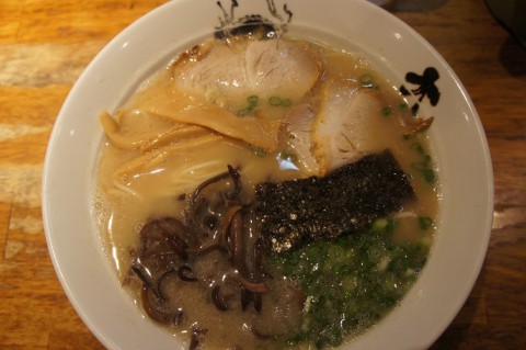 福岡県久留米市・大龍ラーメンさんの並ラーメン