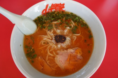 音更町・山岡家音更店さんの濃厚えび味噌ラーメン