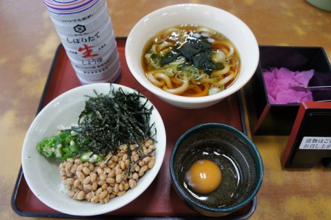 茨城県ひたちなか市・山田うどんさんの朝定食セット