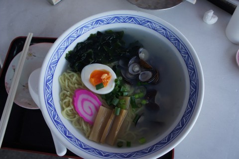 青森県十三湖・とさやさんのしじみラーメン