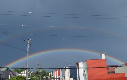 二重の虹(ダブルレインボウ)～♪