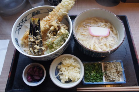 たんた家さんの真穴子天丼と小うどんセット