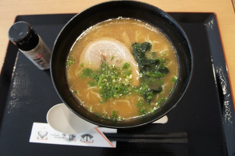 新店初訪・ダイニング十華地さんの醤油ラーメン