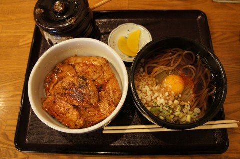 ぶた丼処 ぶた屋さんの豚丼&そばセット