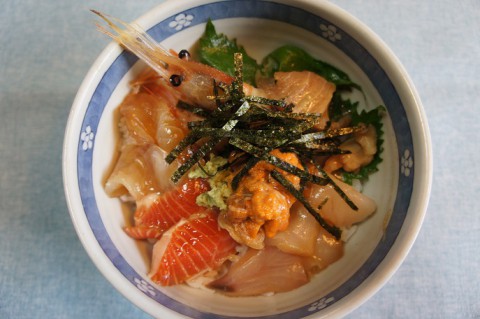 食いしん坊主亭の海鮮漬け丼