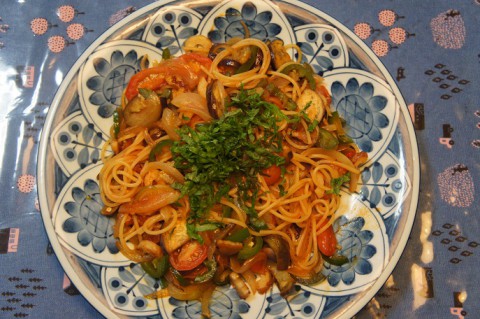 野菜だらけのナポリタン
