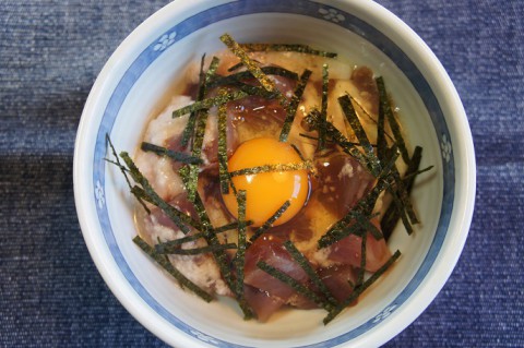 食いしん坊主亭の山かけ丼