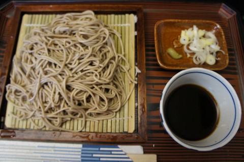 オープン!そば処まるじゅうさんのもりそば