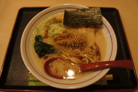 新規発掘! 一献楽食 紀翔さんの豚骨塩ラーメン