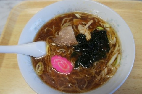 食堂　ローマの泉さんの醤油ラーメン