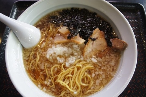 池田町・新店発掘! てるい商店さんの玉ネギ煮干しらーめん