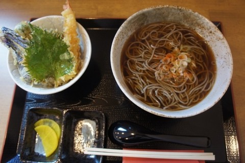 音更町・蕎麦処 みなと庵さんの天丼セット