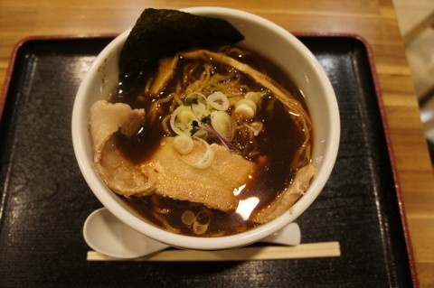 北海道ラーメン紀行第9弾! 札幌 麺処 赤兎馬さんの醤油ラ-メン