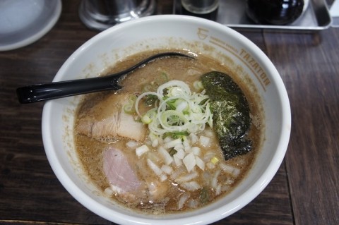 本年初ラー～♪　Tonkotsu Noodles TAZATONさんのにぼとん