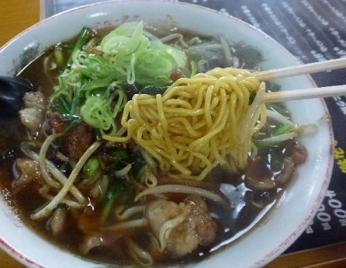 肉ニララーメン(醤油)/ラーメン元気