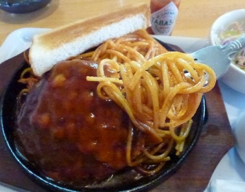 バーグナポリタン/めしｃａｆｅピグレット