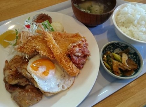 コンビ定食/めしｃａｆｅピグレット