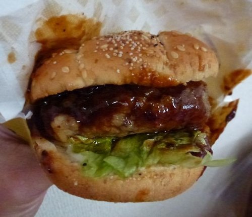 ビストロ風ハンバーグサンド/ケンタッキーフライドチキン