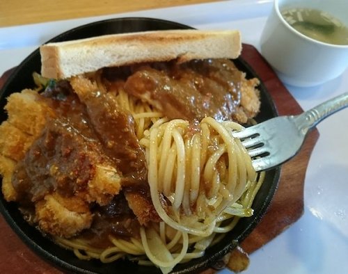 カレースパカツ/めしｃａｆｅピグレット