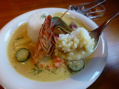 フランス風カレー (シーフード)/カレーリーフ