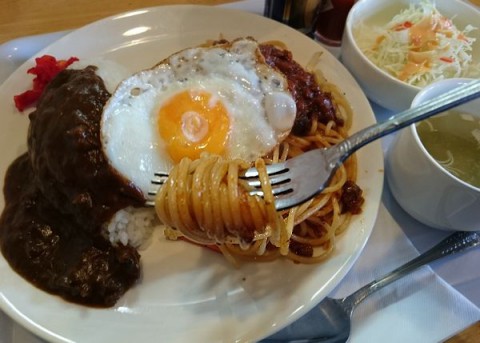 ツインDish(ミート&カレー)/めしcafeピグレット