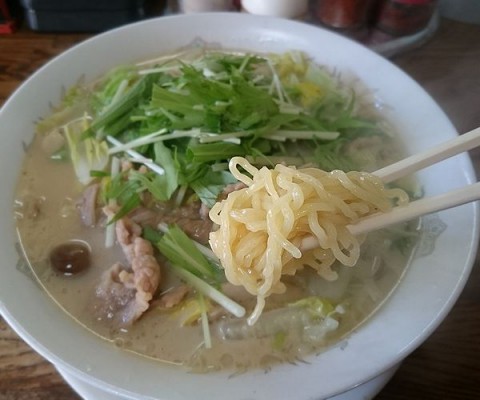 冬季限定　豚骨白湯ラーメン/チャイナ食堂　夜来香