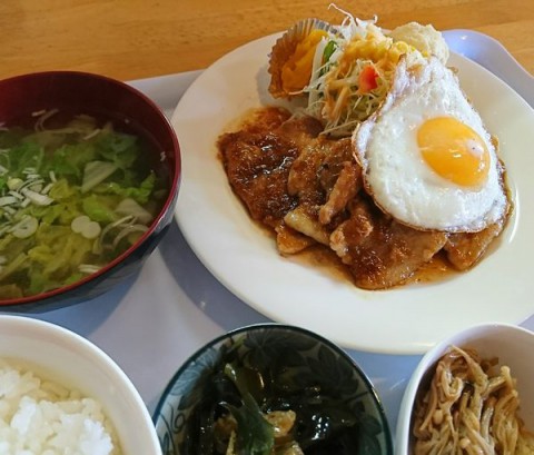 生姜焼き定食/めしcafeピグレット