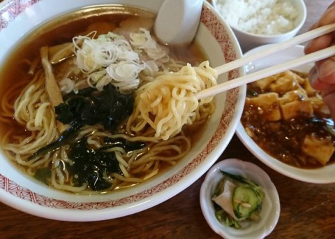 Bセット(ラーメン、麻婆豆腐、ライス、漬物)/日々名菜　中華　点心坊