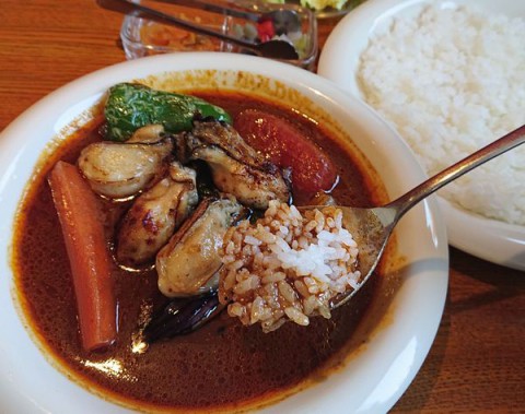 期間限定/今日が最後　牡蠣と野菜のカリー/カレーリーフ